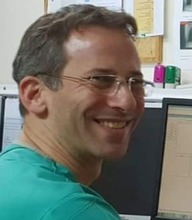 Yaïr Glick, Senior editor